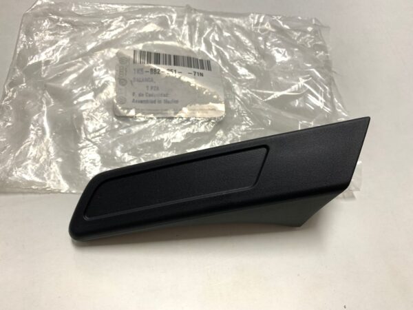 MANOPLA REGULAGEM ALTURA BANCO JETTA 05/10 VW 1K588225171N