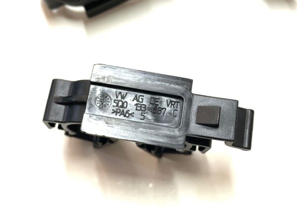 PAR GRAMPO TUBO COMBUSTIVEL UP GOLF FOX GOL G6 VW 5Q0133687C - Imagem 4