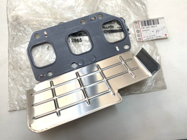 JUNTA COLETOR PASSAT 06/11 TOUAREG 06/10 AUDI Q7 03H253039E