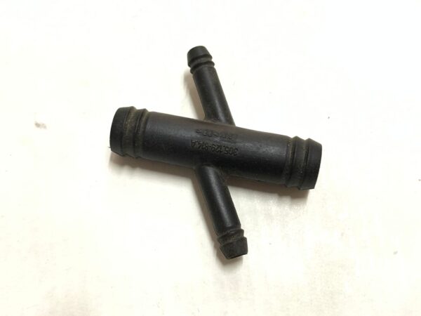 CONECTOR MANGUEIRA RESERVATORIO CARVÃO ATIVADO GOL G2 - Image 3